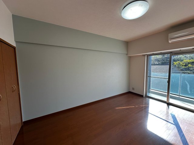 その他部屋・スペース　落ち着いたアクセントクロス