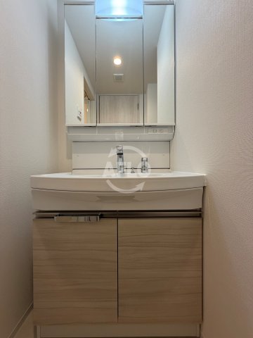 洗面設備　コンフォリア・リヴ 桜川ソルテラス　独立洗面台