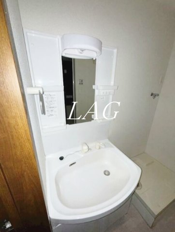 洗面設備　洗面台です。