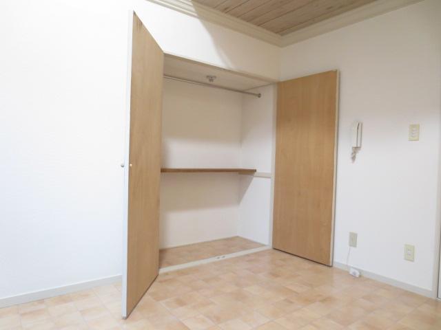 収納　クローゼット