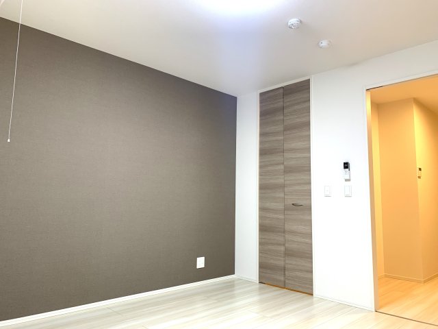 居室・リビング　洋室8帖