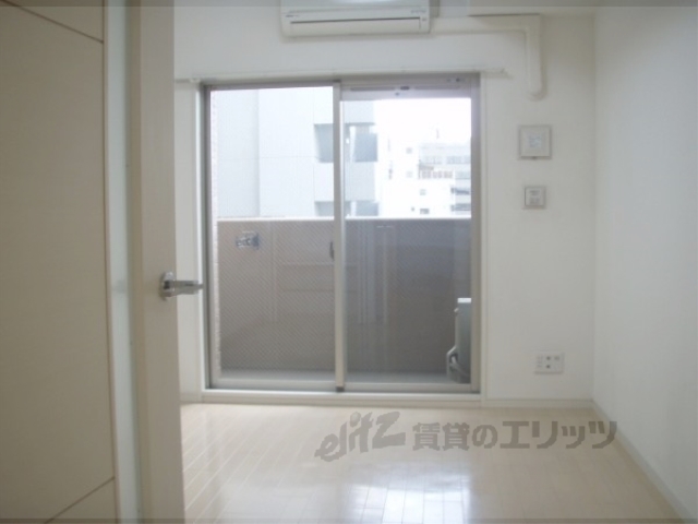 居室・リビング　居室