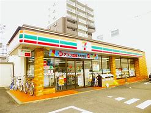 コンビニ　セブンイレブン名古屋若葉通り２丁目（コンビニ）まで140m