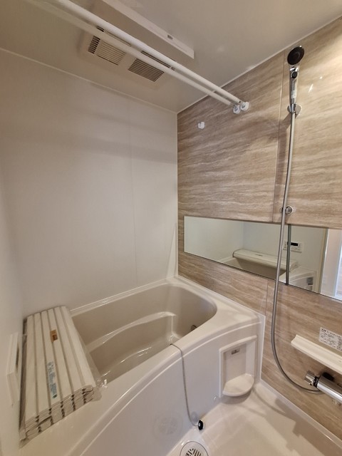 バス・シャワールーム　★浴室乾燥機付きバスルーム★