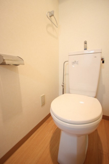 トイレ　※別部屋の写真です