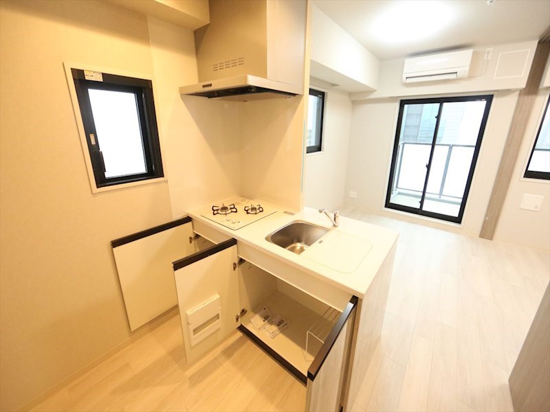 キッチン　システムキッチン（ガス2口コンロ付）カウンターキッチン