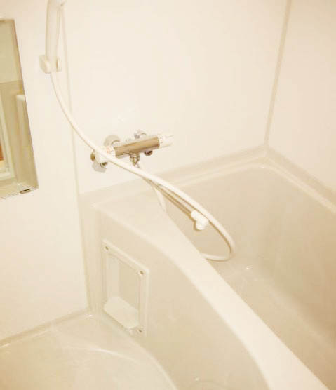 バス・シャワールーム　★ゆったり浸かれる浴槽★