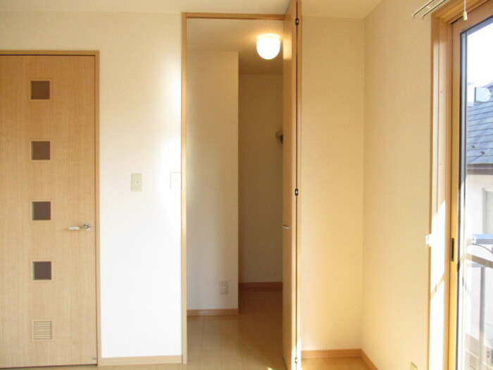 収納　ウォークインクローゼット