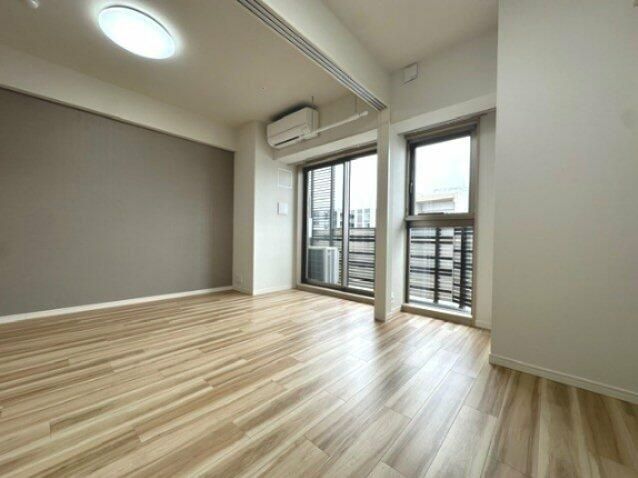 その他部屋・スペース　←ＬＤＫ１２．１、→洋４．３　室内物干し機あり♪