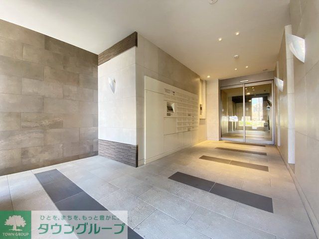 エントランス　エントランス