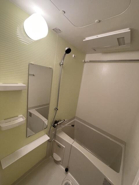 バス・シャワールーム　同物件別部屋