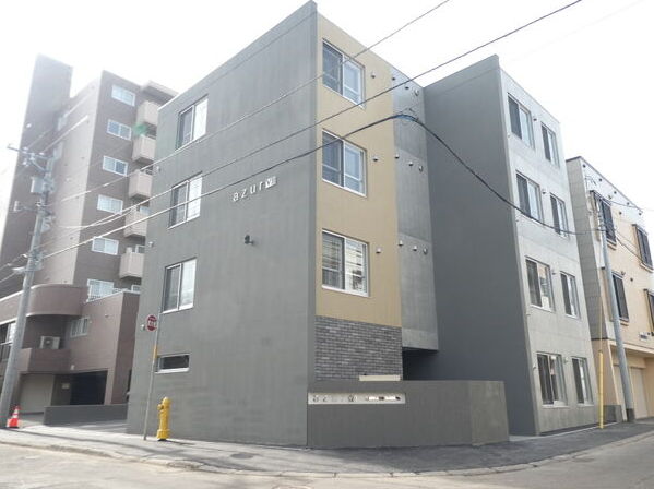 建物外観　地下鉄東西線　南郷１３丁目　徒歩8分