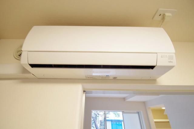その他　★エアコン★
