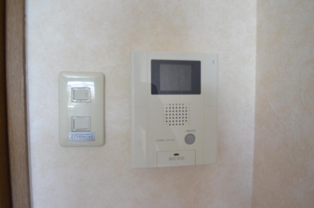 セキュリティ　カメラ付インターホン