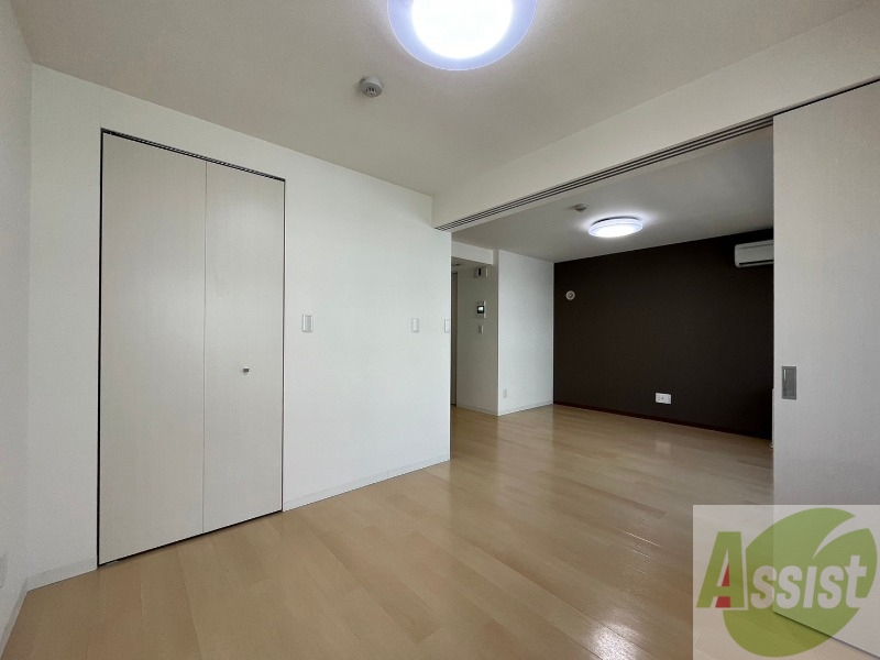 その他部屋・スペース　寝室です。部屋をどう使うかはあなた次第です！