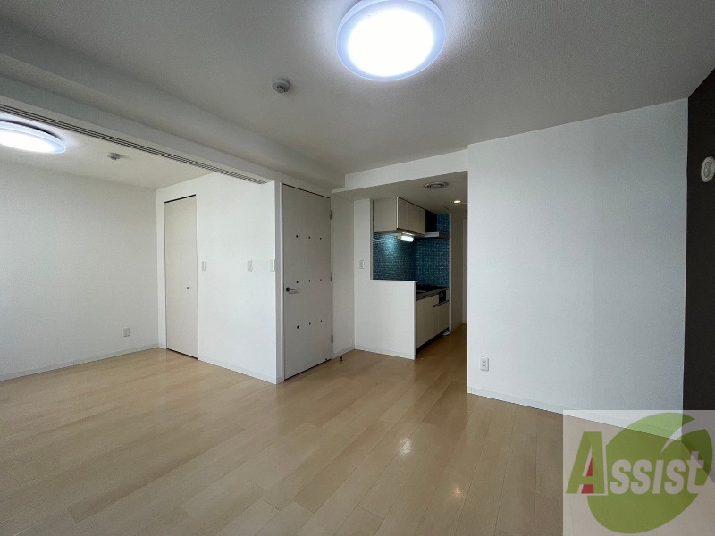 居室・リビング　広くてキレイなお部屋が広がっていて、充実した生活が送れそう。