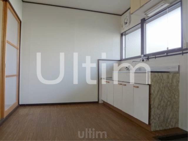 居室・リビング　キッチン