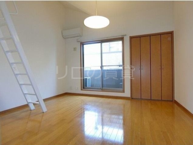 居室・リビング　※別部屋参考写真