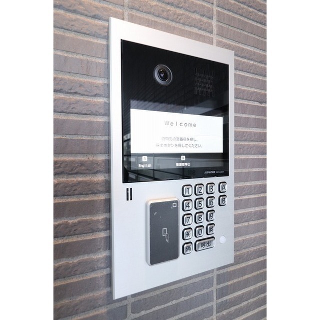 ロビー　オートロック