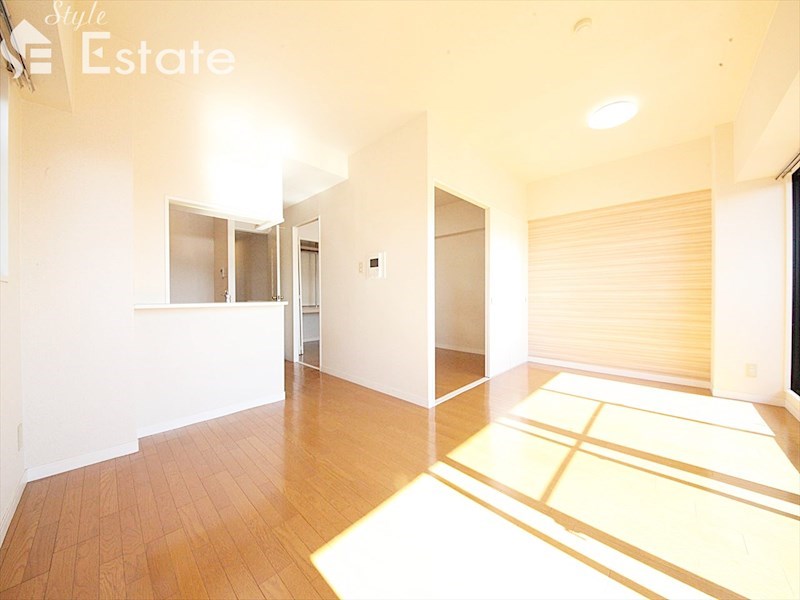 居室・リビング　内装