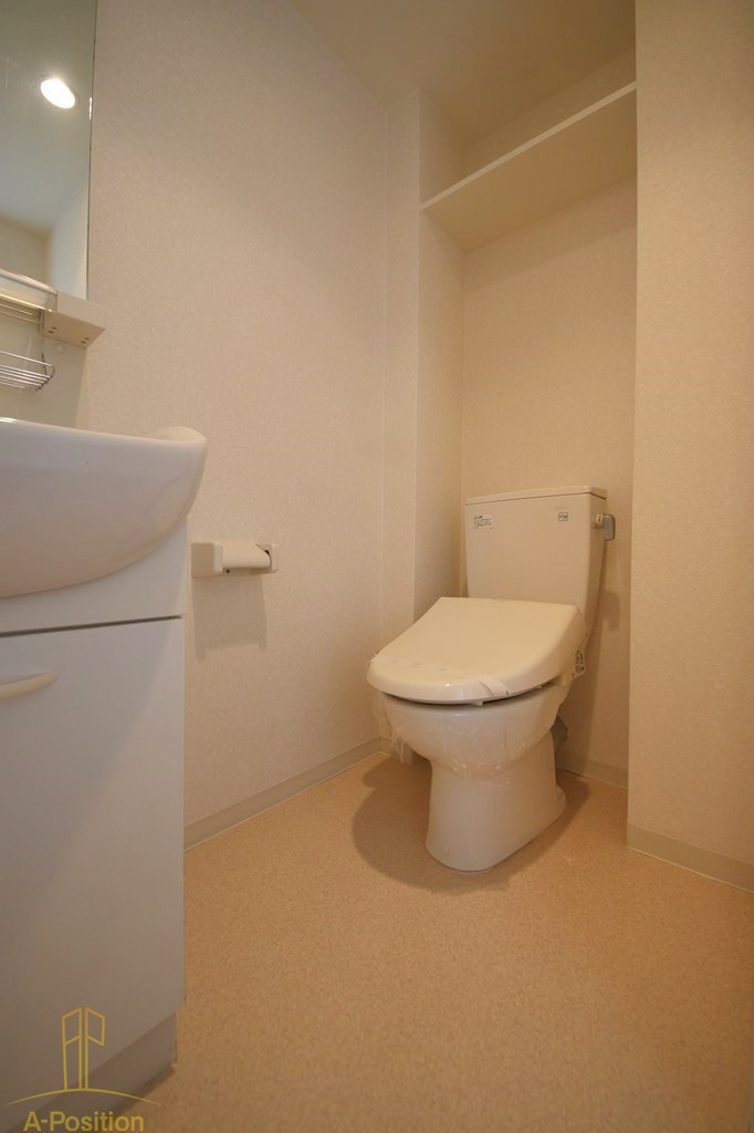 トイレ　メゾン・ド・ヴィレ大阪城公園前