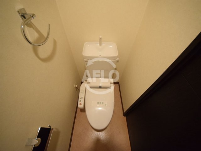 トイレ　エスライズ難波　トイレ