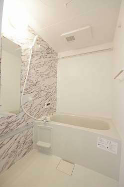 バス・シャワールーム　反転タイプ