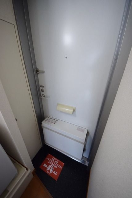 玄関　★靴入れもついてます★