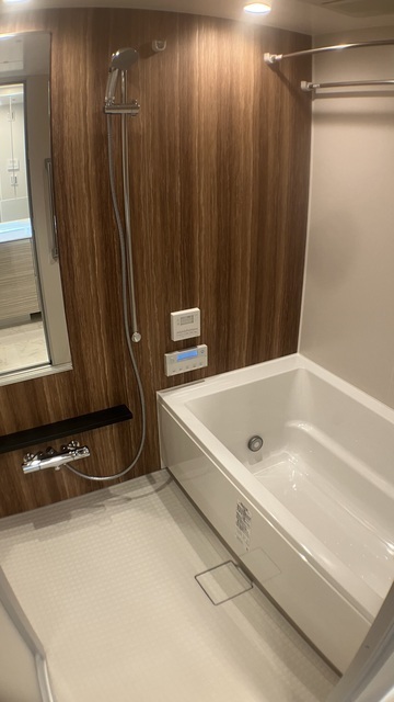 バス・シャワールーム　浴室乾燥機・ミストサウナ・追焚機能付