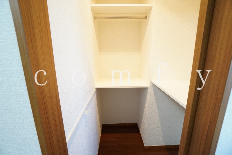 収納　ウォークインクローゼット