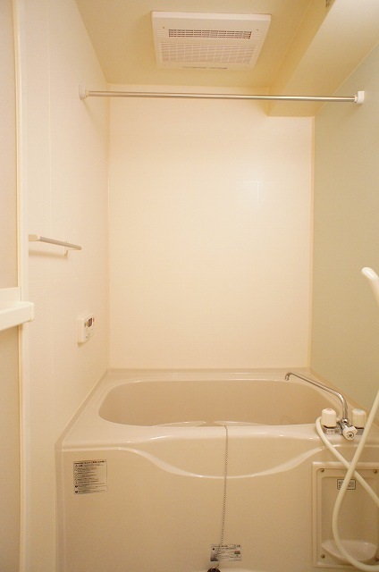 バス・シャワールーム　清潔な浴室！