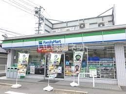 コンビニ　ファミリーマート 千種天満通店（コンビニ）まで519m