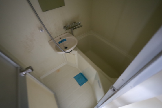 バス・シャワールーム　※別部屋の写真です