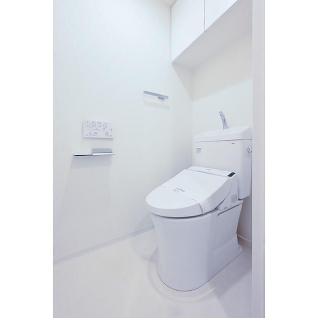 トイレ　別タイプ部屋　参考写真です