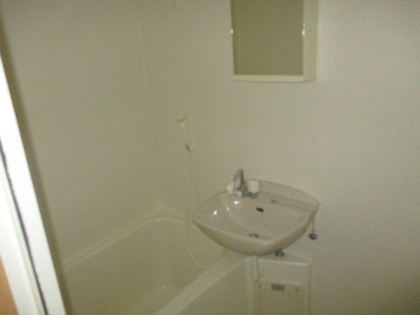 バス・シャワールーム　★☆他社掲載も内見や契約可能！相見積もり大歓迎☆★