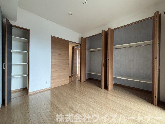 収納　※同型タイプの為、現状優先