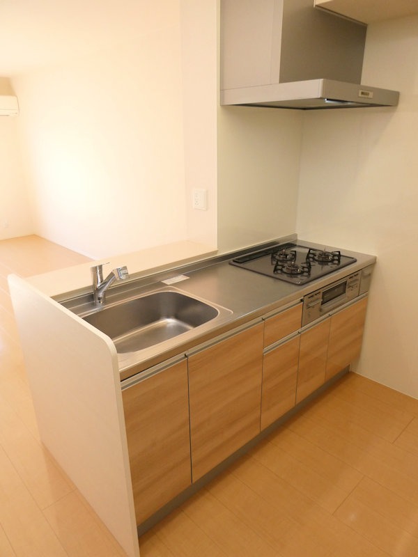 キッチン　３口ガスコンロシステムキッチンでお料理はかどる☆