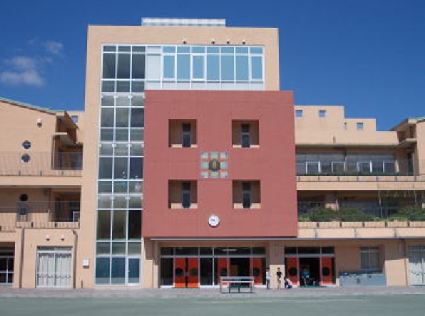 小学校　大谷口小学校（小学校）まで405m