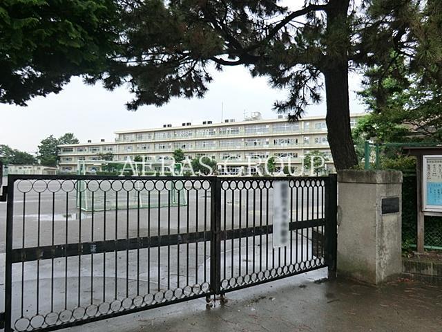 小学校　町田市立町田第四小学校（小学校）まで702m