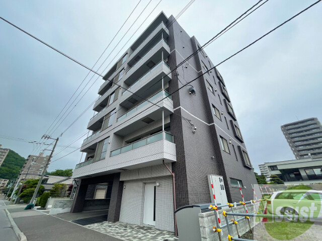 建物外観　札幌市中央区南２０条西「ノルドテゾーロ山鼻」