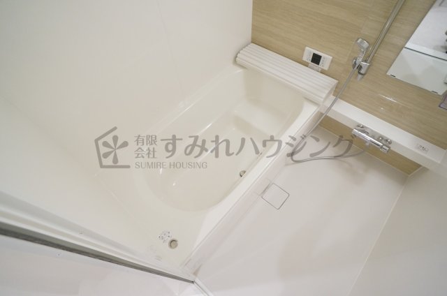 バス・シャワールーム　ゆったり過ごせるお風呂です