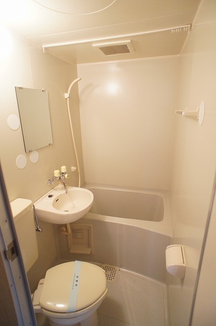 バス・シャワールーム　バス