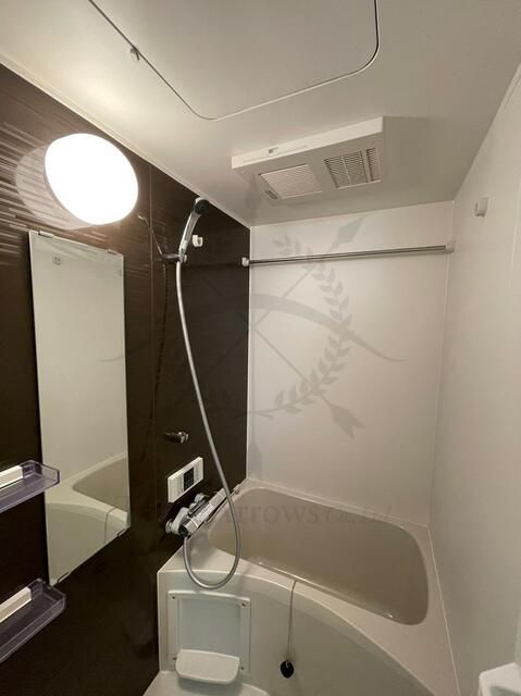 バス・シャワールーム　※別部屋参考写真
