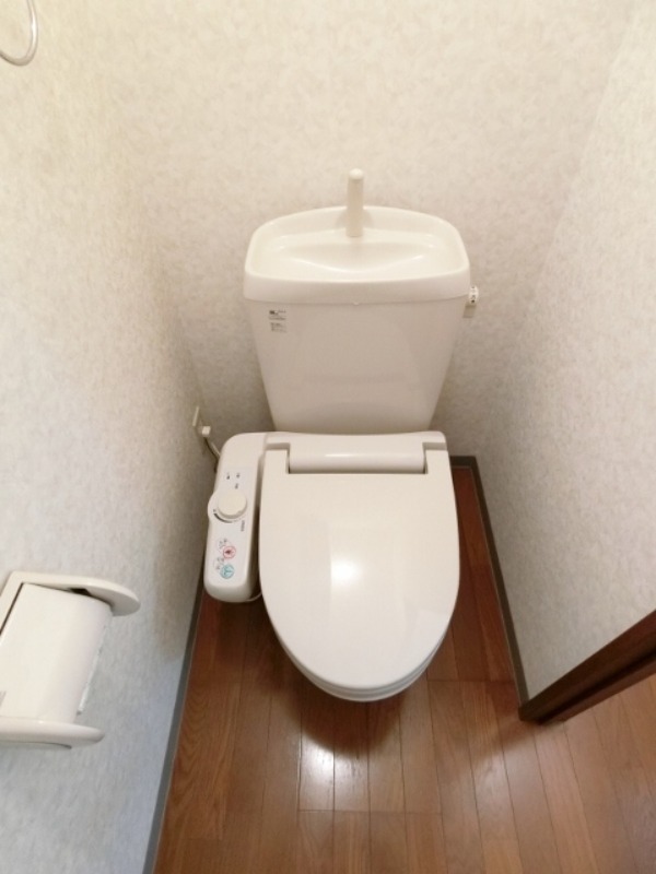 トイレ　図面と現状に相違がある場合には現状を優先