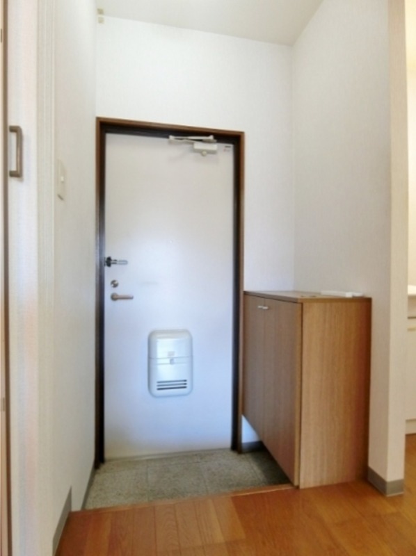 玄関　図面と現状に相違がある場合には現状を優先