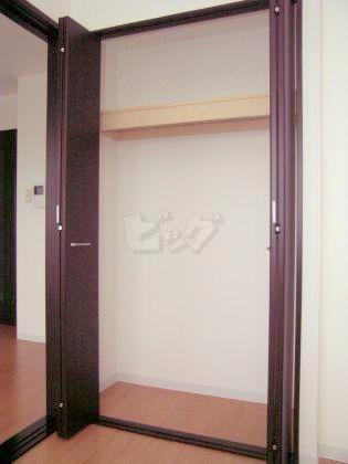 収納　衣類の収納に便利なクローゼットが付いています！