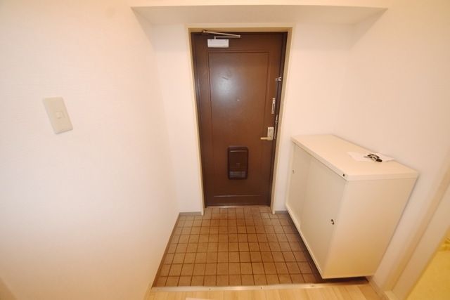 玄関　★お問い合わせはタウンハウジングまで★