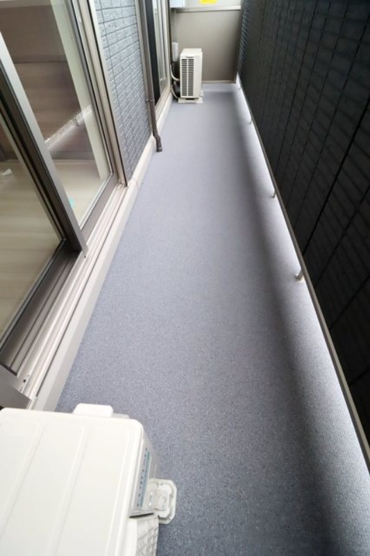 バルコニー　図面と現状に相違がある場合には現状を優先