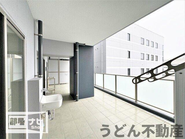 バルコニー　うどん県のお部屋探しはうどん不動産へ うどんちゃんとLINE
