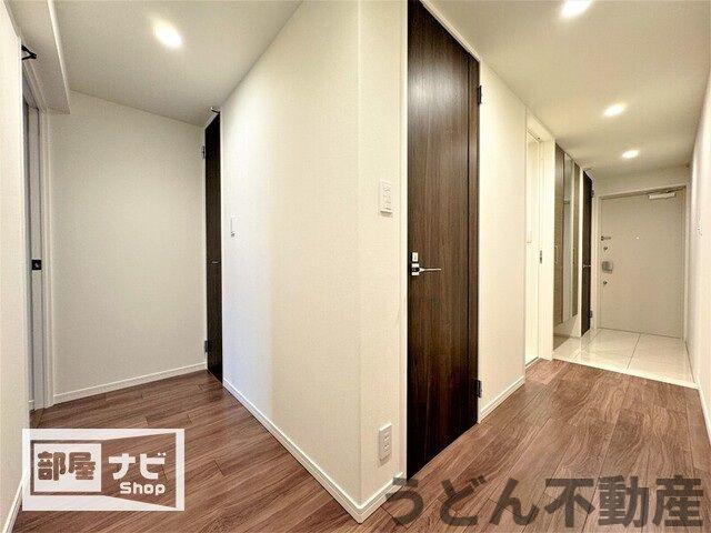 玄関　うどん県のお部屋探しはうどん不動産へ うどんちゃんとLINE